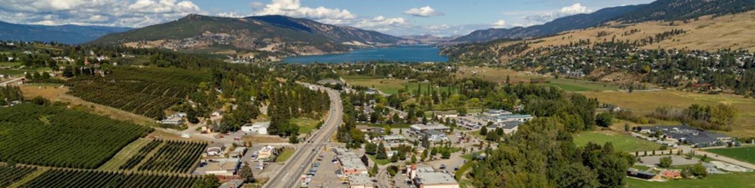 view over Winfield to Oyama