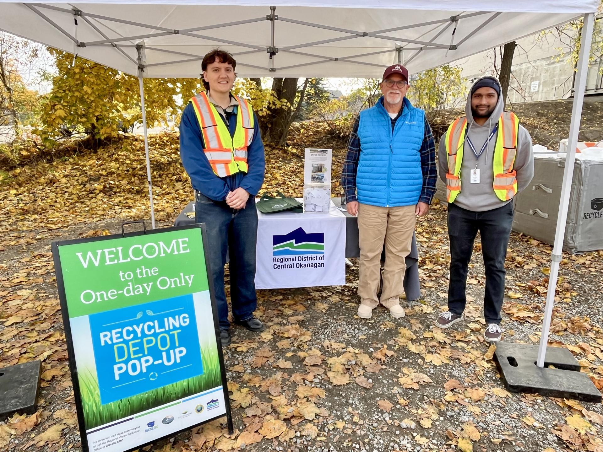 Mayor Ireland stands with RDCO Waste Reduction Office ambassadors at the final pop-up recycling depot of the year